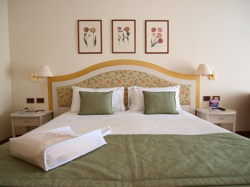 Hotel Madrigale Panoramic Lifestyle & Soulful Hotel 4*